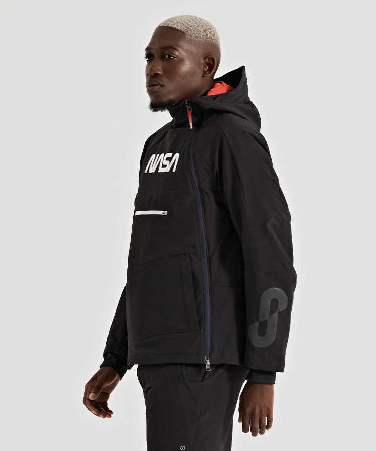 Color:Black