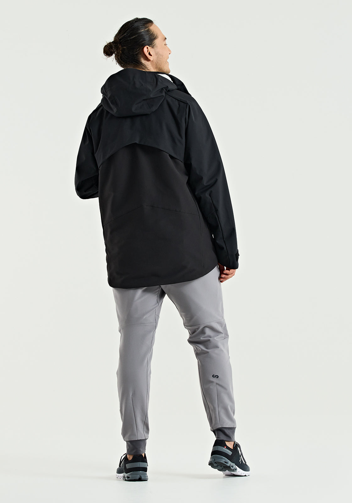 Color:Black