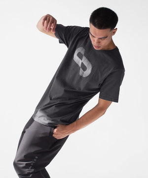 Color:Carbon